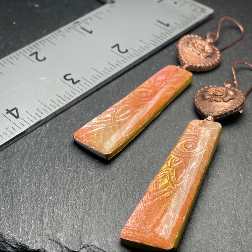 HOST PICK Hand Crafted Copper and Pink Dangle Embossed Resin Heart Earrings - Picture 15 of 16